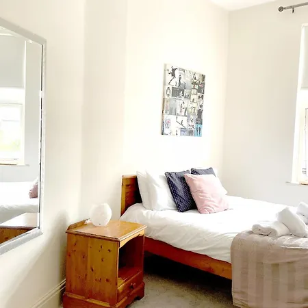 The Vines - Stunning Period Home With Free Parking York
