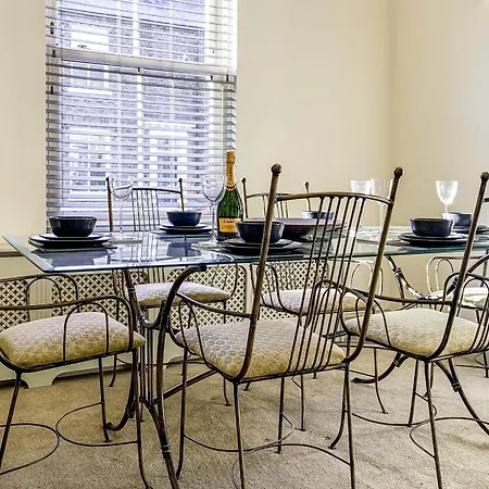 Casa de Férias The Vines - Stunning Period Home With Free Parking York