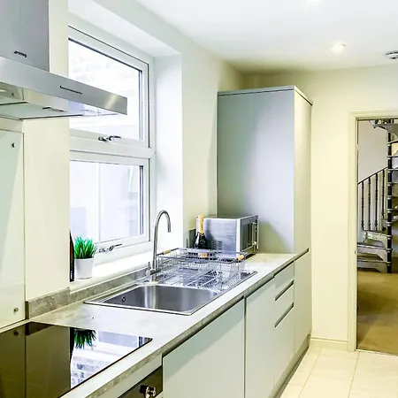 The Vines - Stunning Period Home With Free Parking Casa de Férias