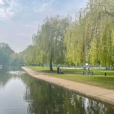 The Vines - Stunning Period - Free Parking - 招待所